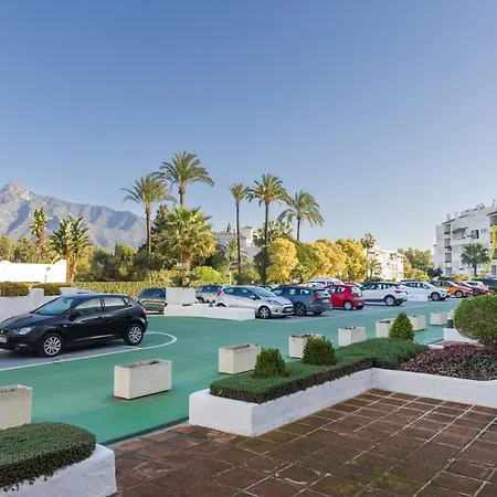 Urb, La Alcazaba 614 Y 642 Banus Apartment