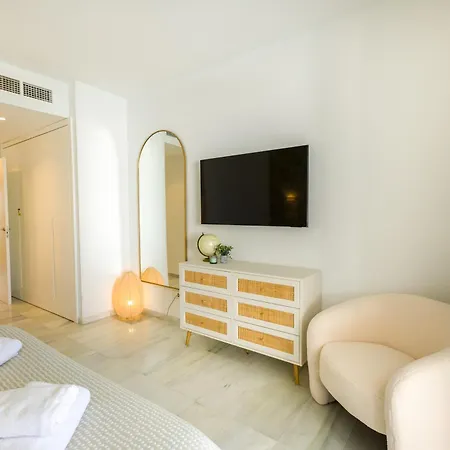 Urb, La Alcazaba 614 Y 642 Banus Apartament