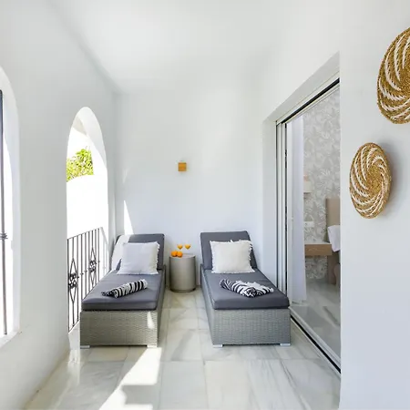 Urb, La Alcazaba 614 Y 642 Banus Marbella